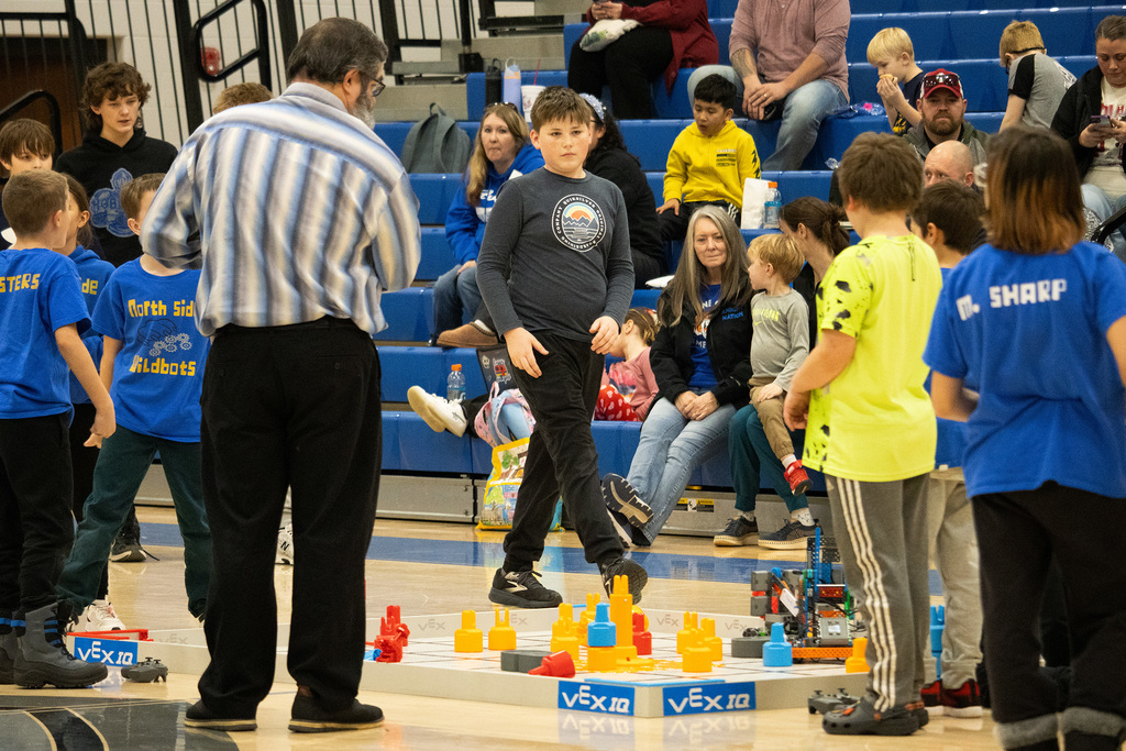 EN-Elementary-Robotics-Night-13