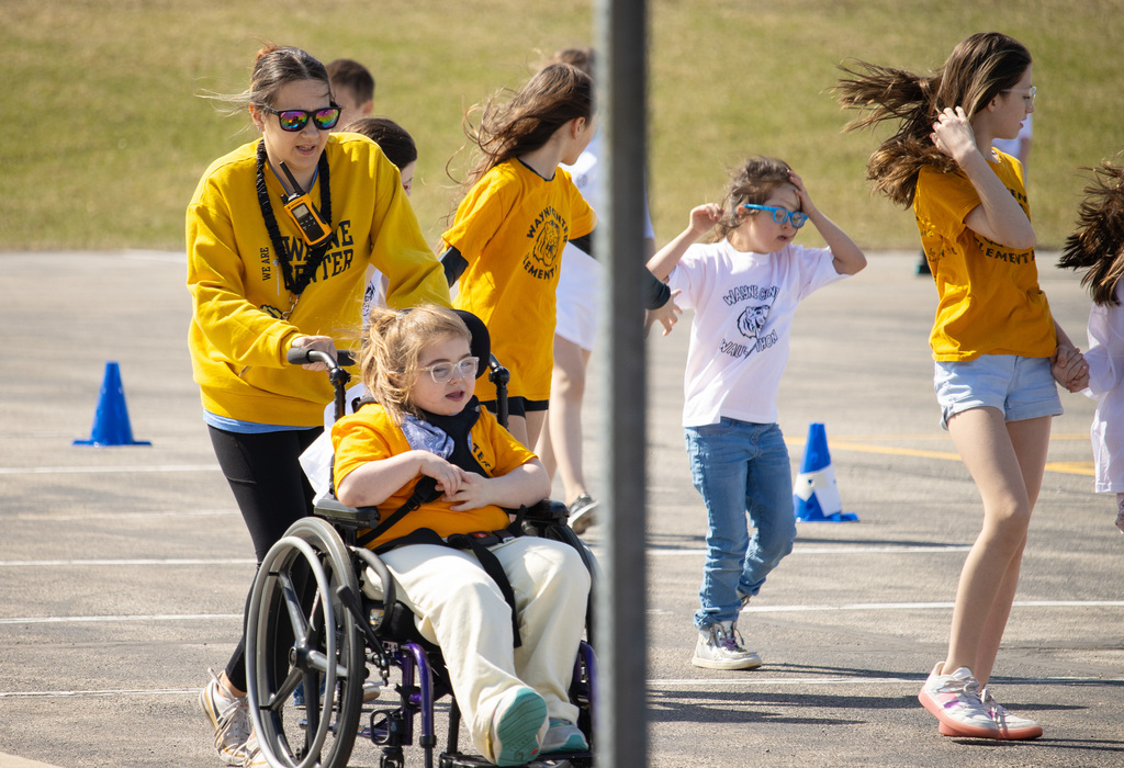 Wayne-Center-Walk-a-Thon-5