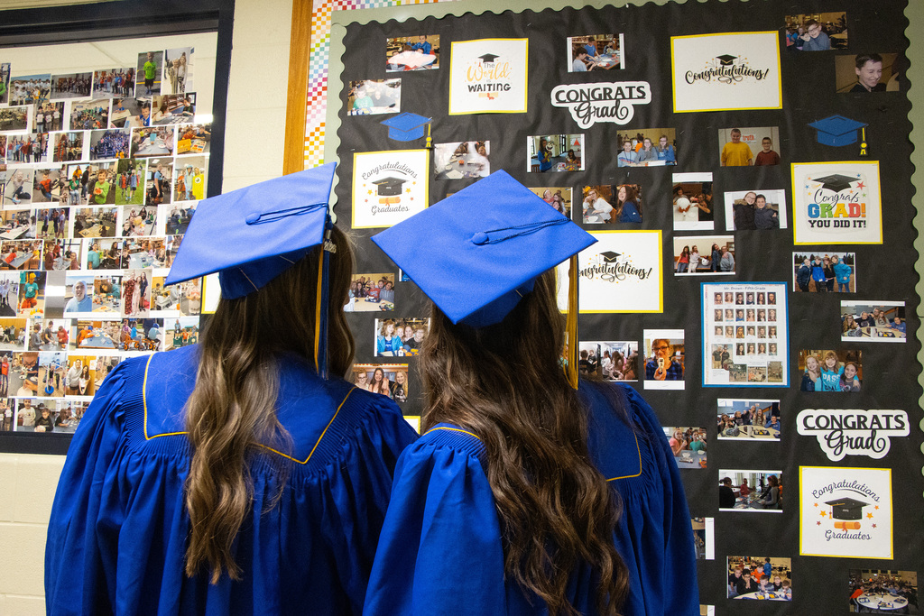 EN HS Seniors