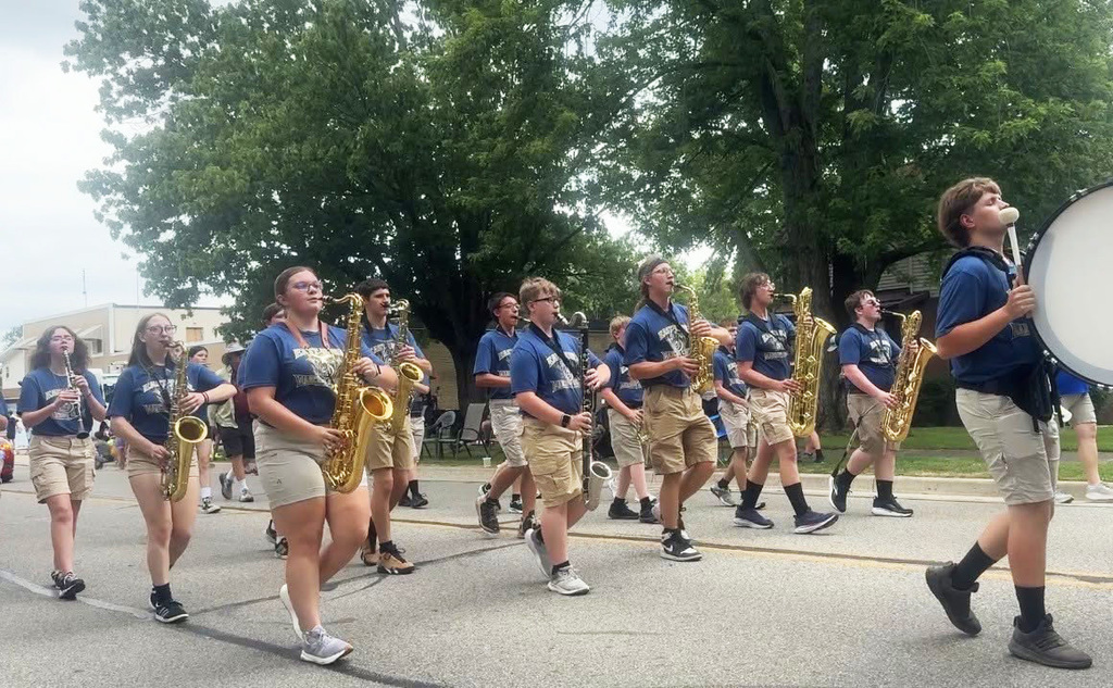 EN Marching Knights