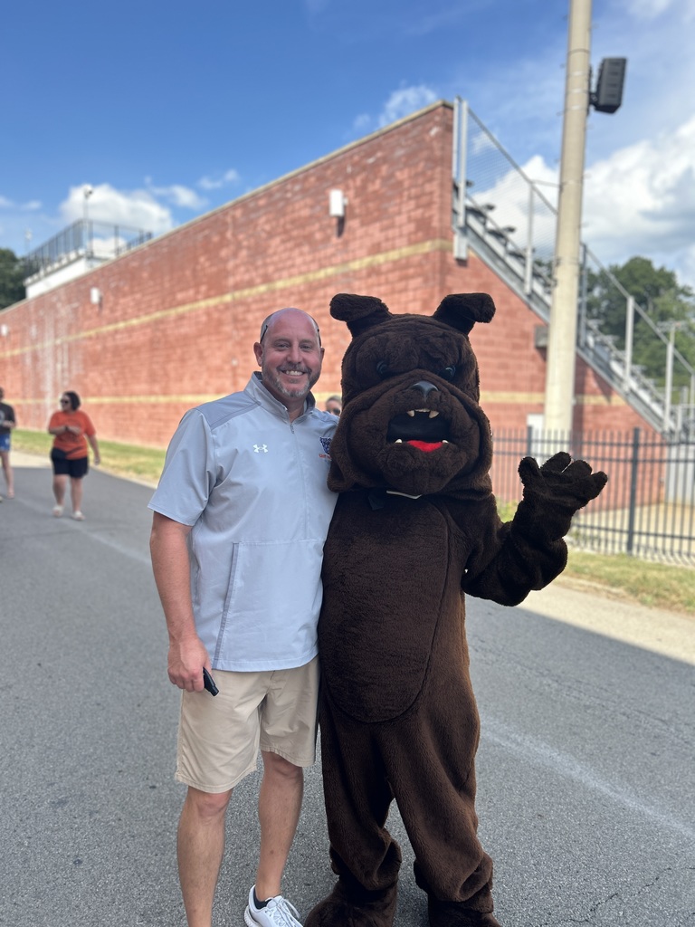 mr wells and bulldog