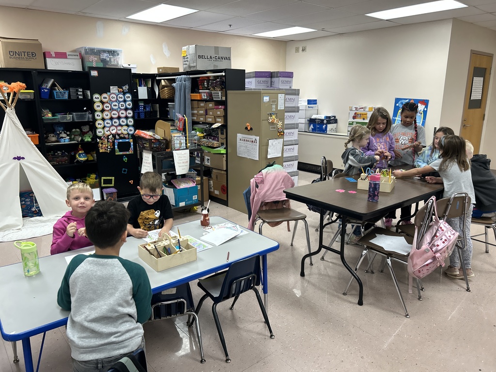 students crafting