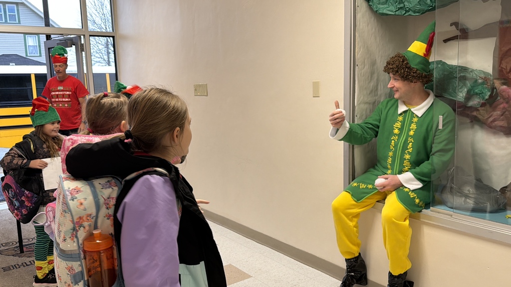 principal clunen dressed up