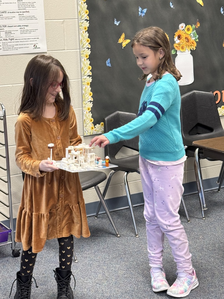 Animal habitats with lego