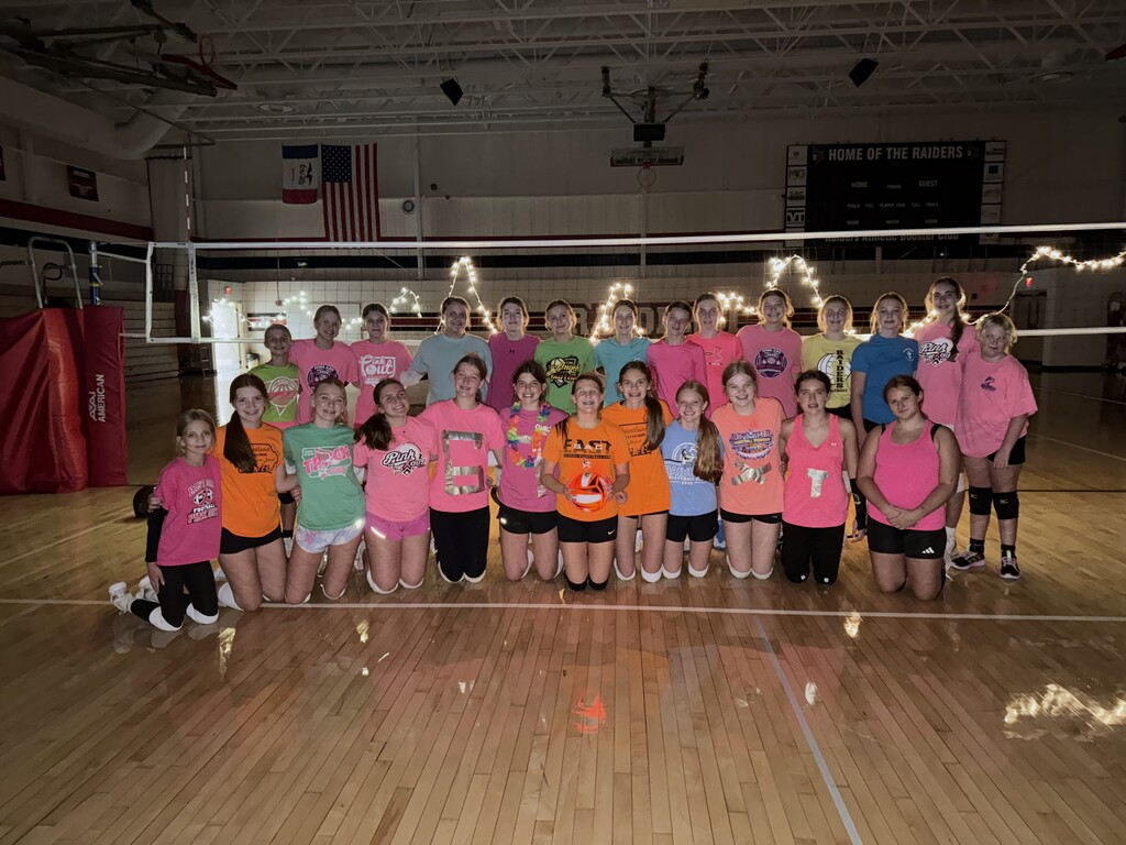 7th 8th grade volleyball last practice group photo