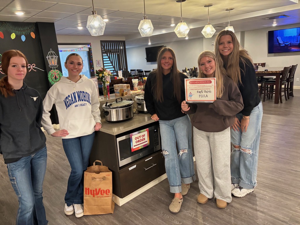 EU FCCLA Mercy One Ronald McDonald House Taco Bar 