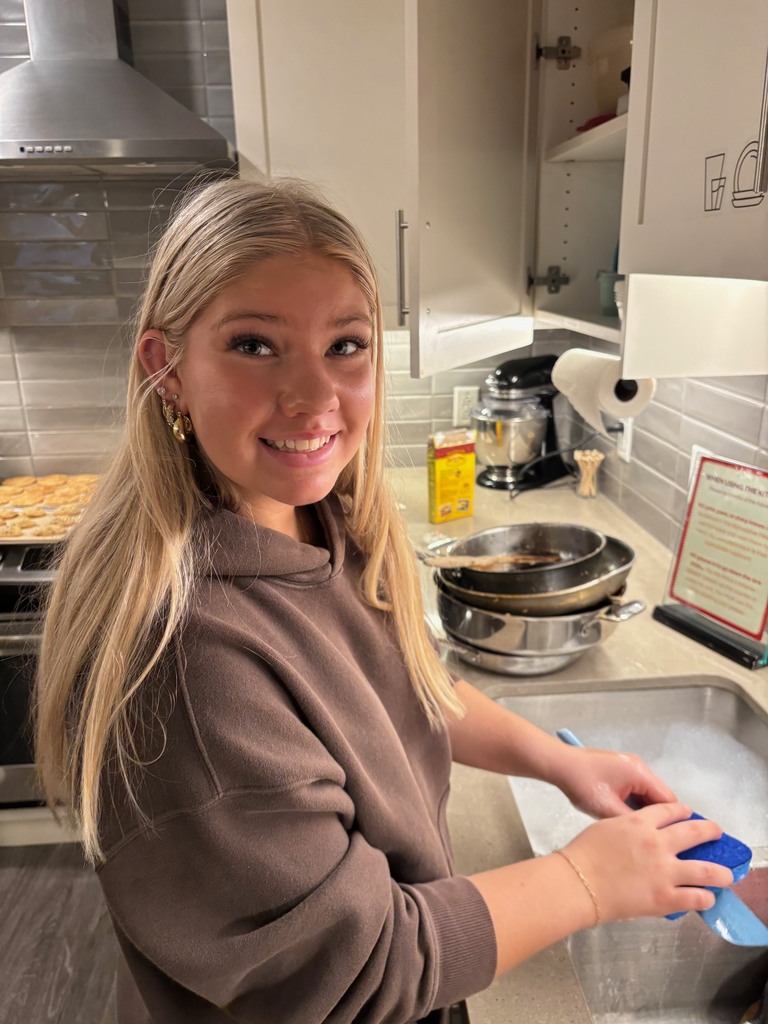 EU FCCLA Mercy One Ronald McDonald House Taco Bar 