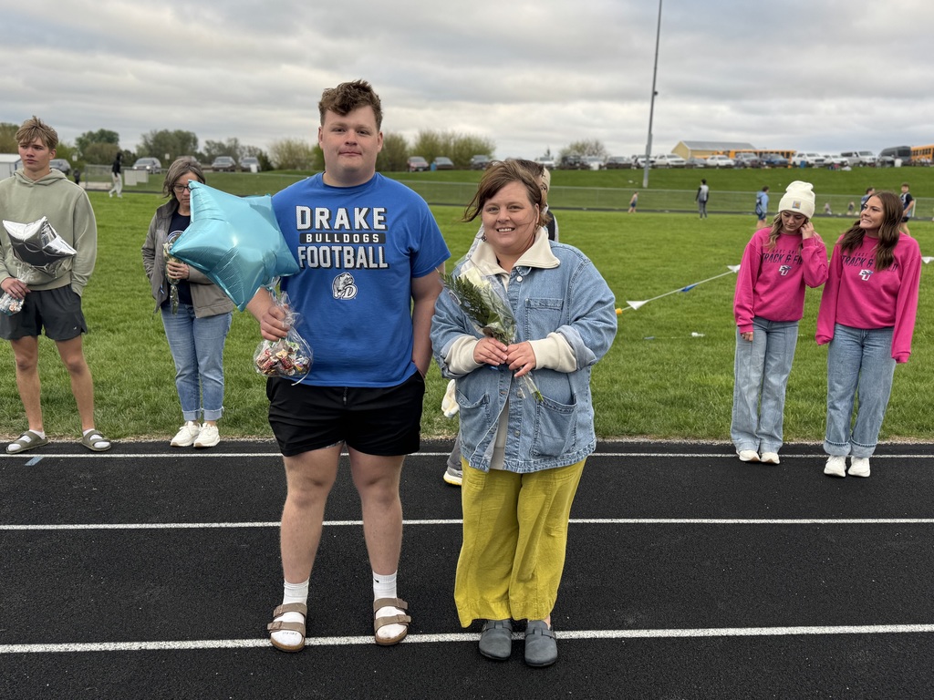 Elijah Mulkey and parents