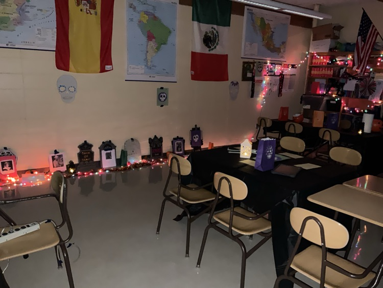 learning stations and cementario