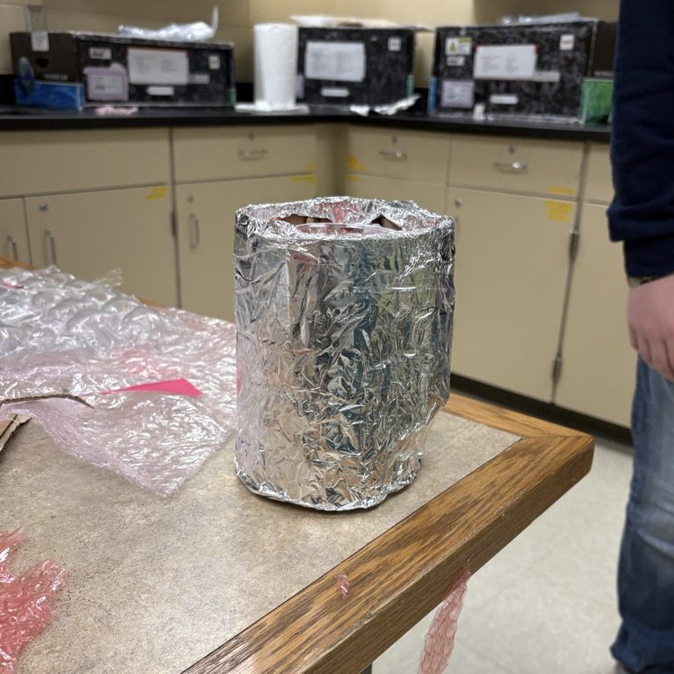 6th graders work on engineering principles in science class