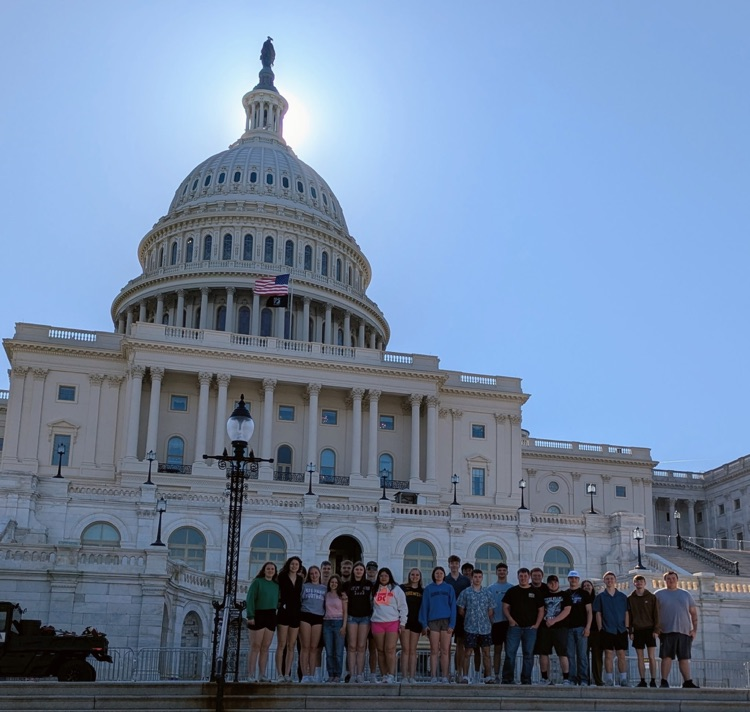 high school students in front of the US Capitol
