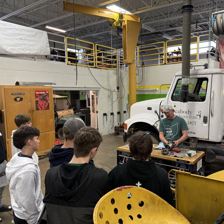 Freshman class enjoys Washington State visit day