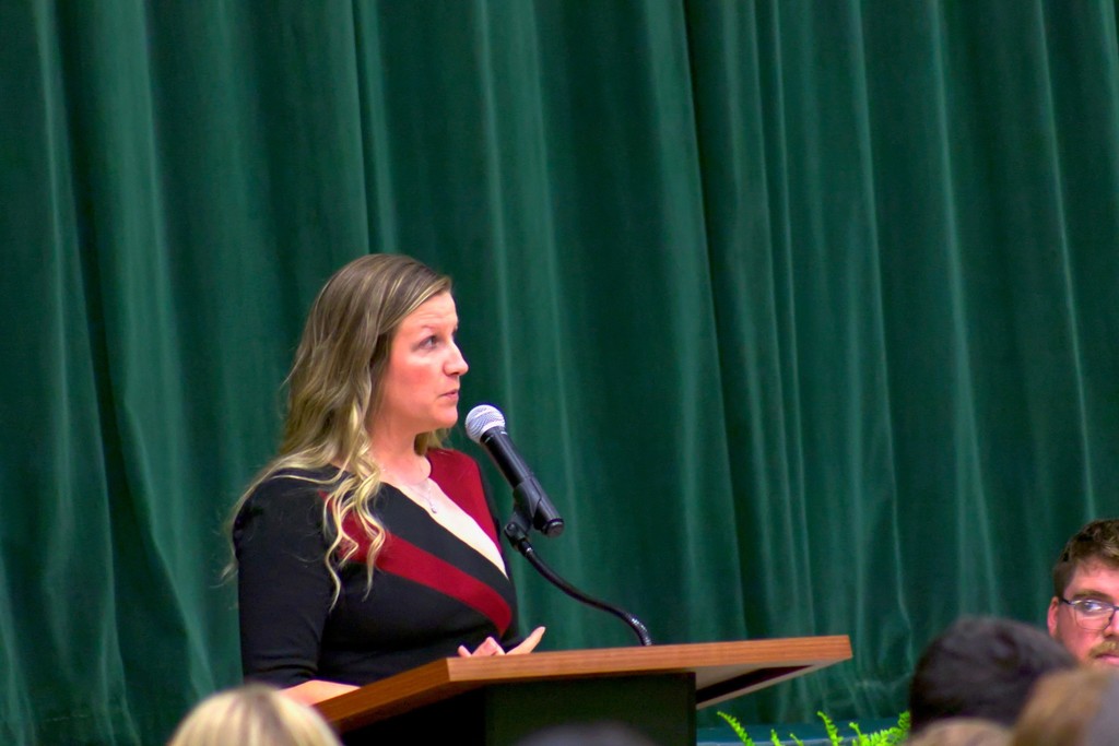 morgan gordon guest speaker at academic banquet