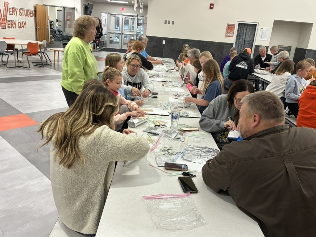 3rd Grade has been learning about Early Explorers! During our Family Engagement Hour, students and their families created ships and got to test them out on the water!