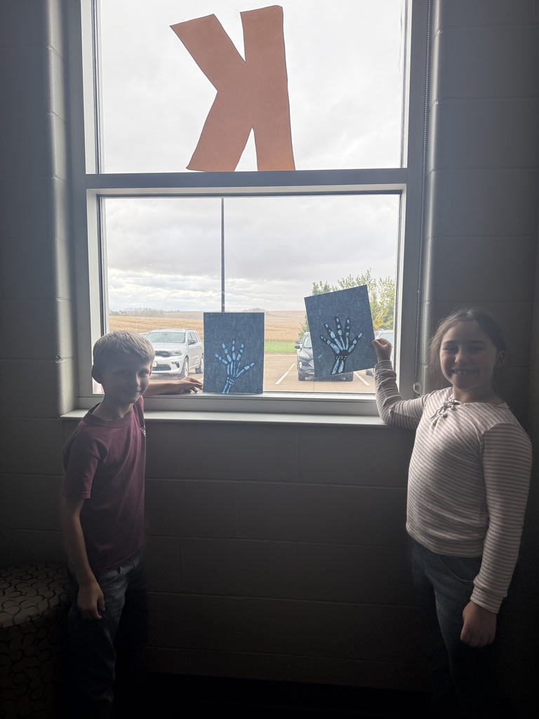 Our third graders have been learning all about the Skeletal System in ELA! On Friday, we explored the bones in our hands and created our very own “x-rays.” Check out our cool creations!