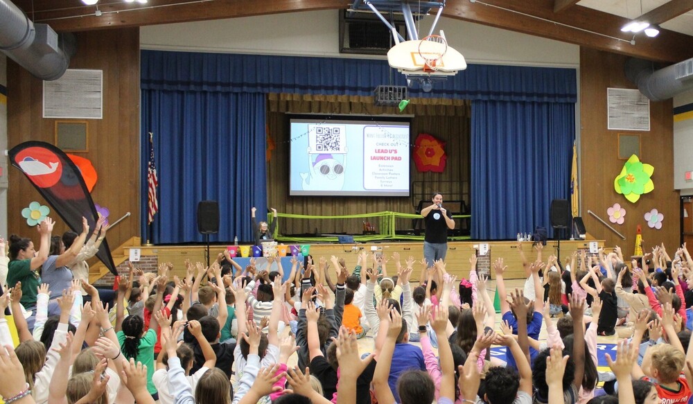 LEAD U Assembly