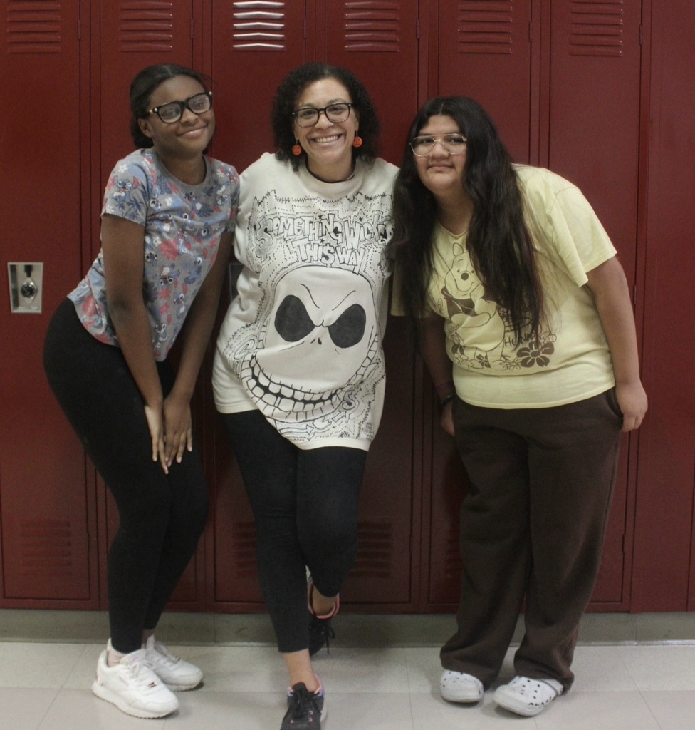 🏰✨ A Little Disney Magic at the MSHS Today! 🪄🐭
Our students and staff brought a whole new world of fun to Fall Spirit Week with Disney Day! From beloved characters to magical outfits, the Beaver spirit was shining bright! ❤️🤍
🎩👗 Tomorrow is “Dress for the Wrong Occasion Day!” Whether you're dressed for a wedding, the beach, or a fancy dinner, show up ready for ANYTHING except school! 😂
🍂🦫 Go Beavers!