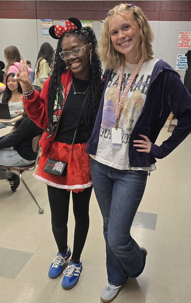 🏰✨ A Little Disney Magic at the MSHS Today! 🪄🐭
Our students and staff brought a whole new world of fun to Fall Spirit Week with Disney Day! From beloved characters to magical outfits, the Beaver spirit was shining bright! ❤️🤍
🎩👗 Tomorrow is “Dress for the Wrong Occasion Day!” Whether you're dressed for a wedding, the beach, or a fancy dinner, show up ready for ANYTHING except school! 😂
🍂🦫 Go Beavers!