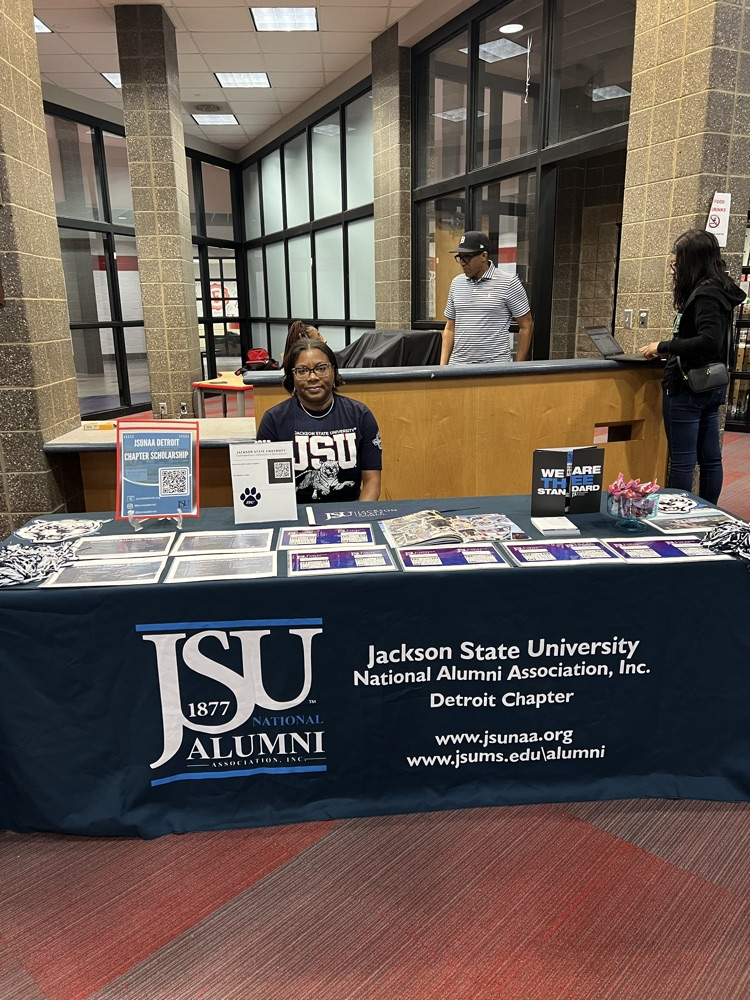 Today Ecorse Community High School had their annual College and Career Day. We had various College and community representation.