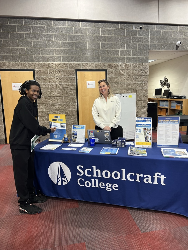 Today Ecorse Community High School had their annual College and Career Day. We had various College and community representation.