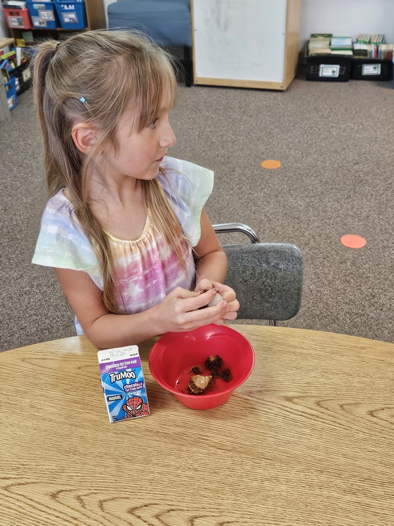 girl eating fruit 