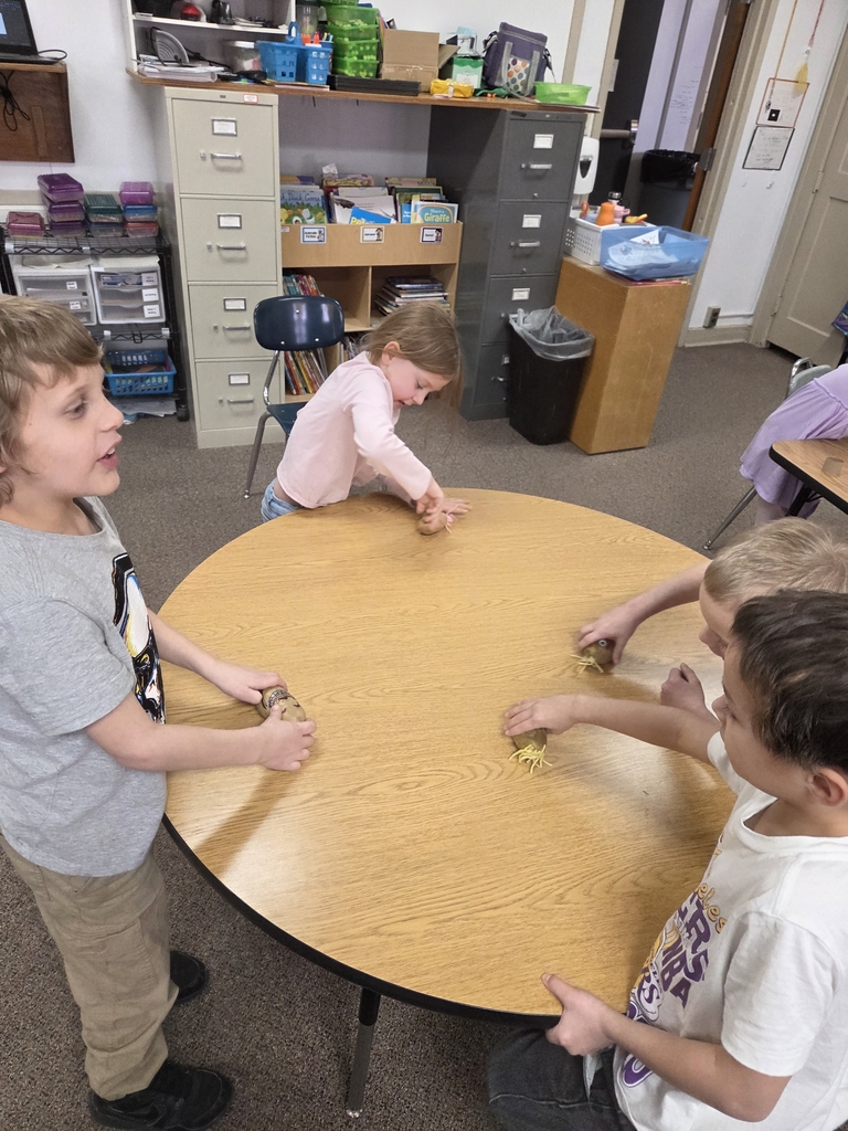 4 kids spinning potatoes 