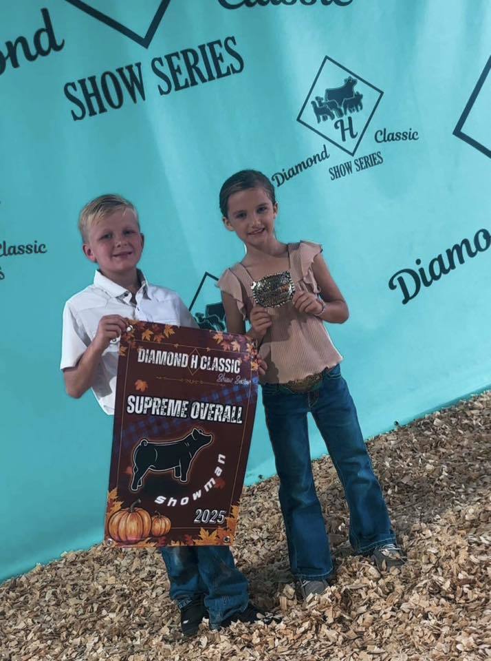 Congrats to our Junior FFA and FFA members on exhibiting their show pigs in Paris today. It was definitely fun watching a few exhibit their pigs for the first time today.   A. Wilburn won the pee wee showmanship, she also exhibited a hamp gilt that placed first in both rings  M. James was third overall intermediate showman, she also exhibited a cross barrow that placed first in ring A  R. Wilcoxson placed second in ring A and first in ring B with her york barrow  P. Williams placed first in ring A with her duroc gilt