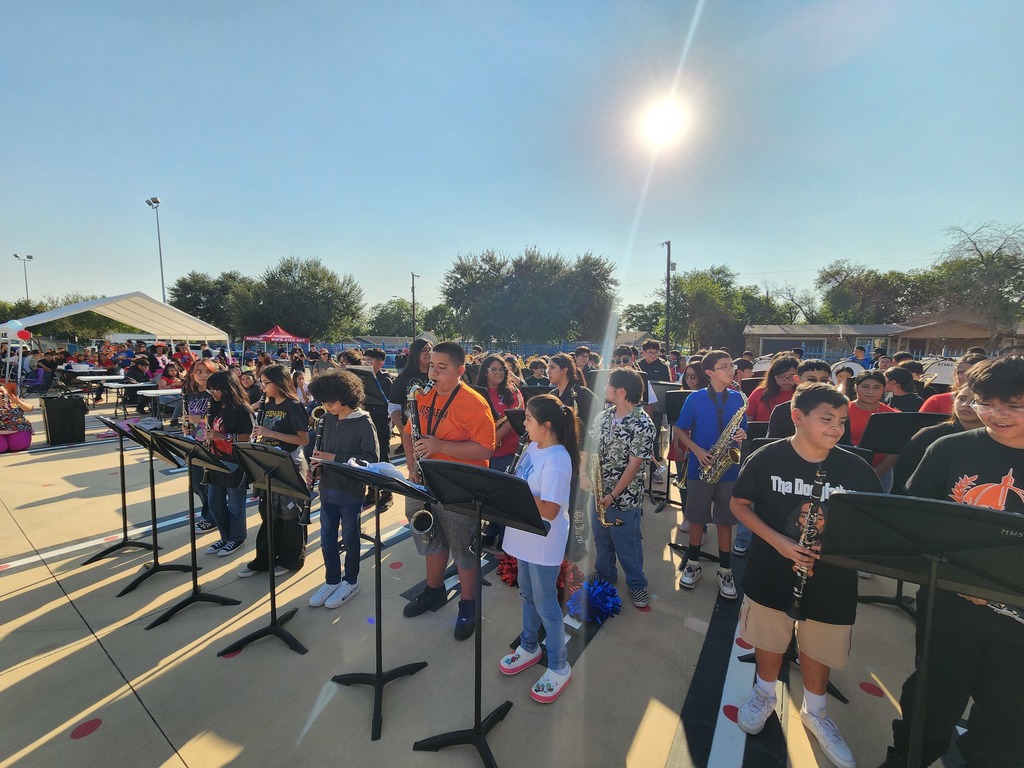Charger Band performs at the Salsa Bowl Pep Rally