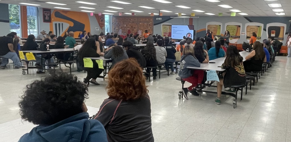 Gus Garcia Meet the Teacher/Report Card Night Charger Families - Thank you for attending Meet the Teacher Night!  We had over 130 families in attendance! WOW! Vamos Chargers!