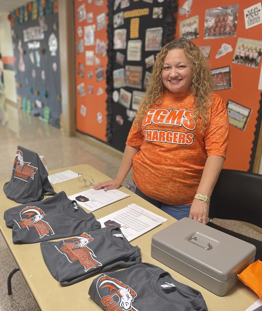 Gus Garcia Meet the Teacher/Report Card Night Charger Families - Thank you for attending Meet the Teacher Night!  We had over 130 families in attendance! WOW! Vamos Chargers!