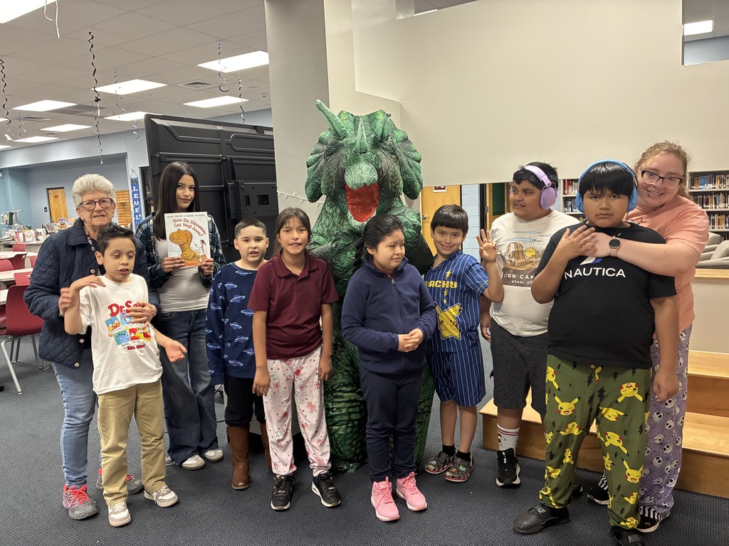 Thank you to our Memorial High School students for coming for their: Dino Read, Future Teachers Beinging Reading to Life! Special thanks to their teacher, Cynthia Ramirez-Lopez for making it happen!