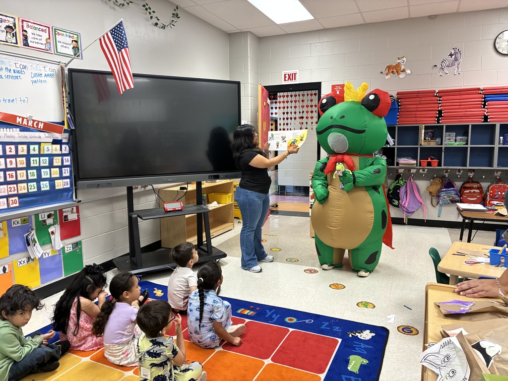 Thank you to our Memorial High School students for coming for their: Dino Read, Future Teachers Beinging Reading to Life! Special thanks to their teacher, Cynthia Ramirez-Lopez for making it happen!