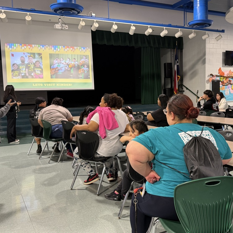 Kinder signing