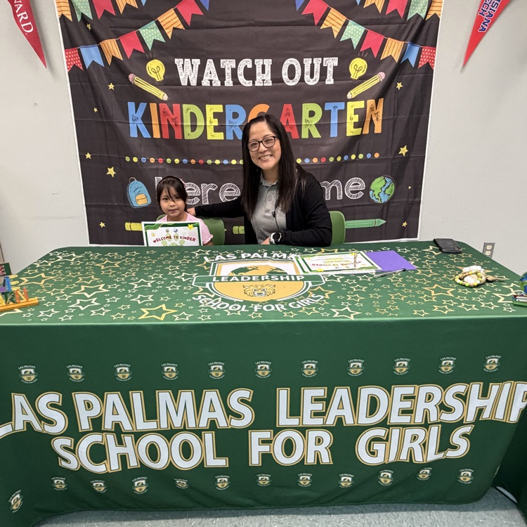 Kinder signing