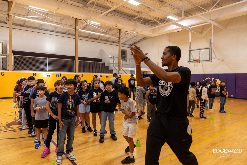 Spurs Hype Squad Takes over PE at Perales Elementary