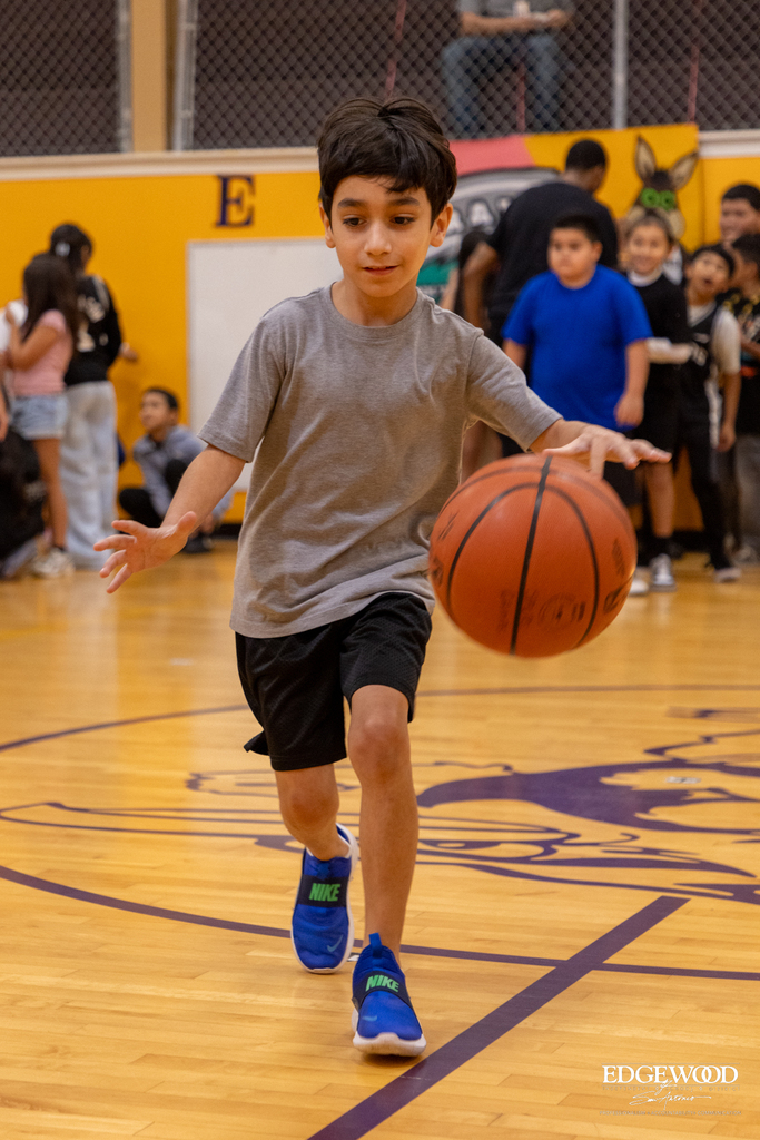 Spurs Hype Squad Takes over PE at Perales Elementary