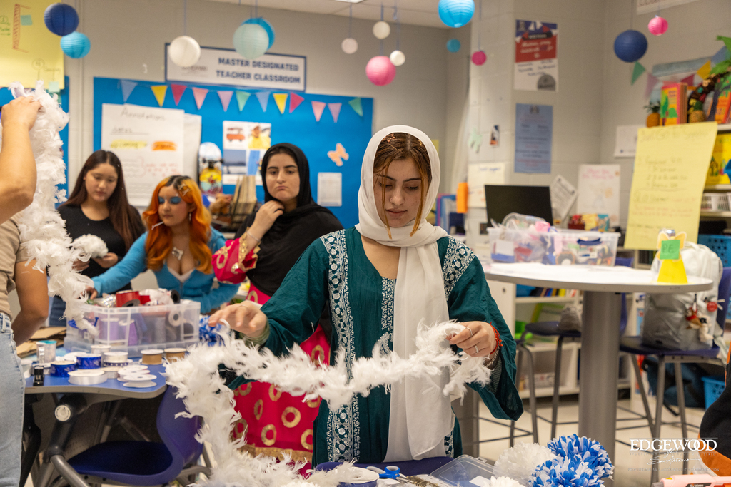 Mum making at Memorial