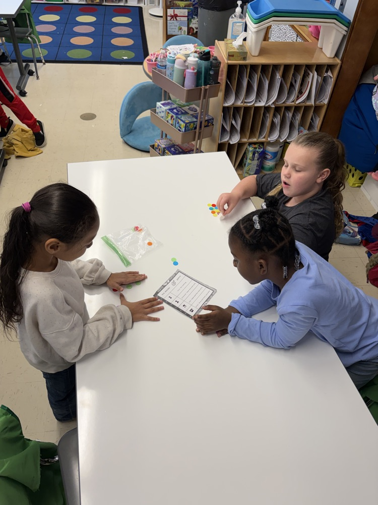 students learning about traditions around the world