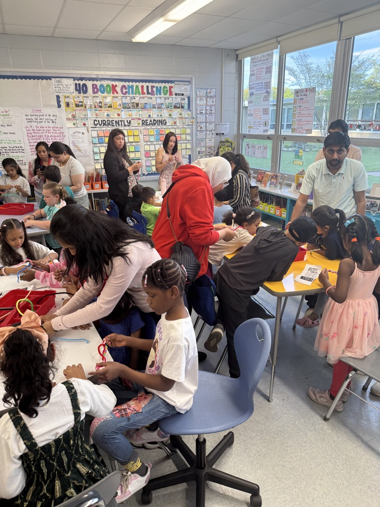 Art Creation Station