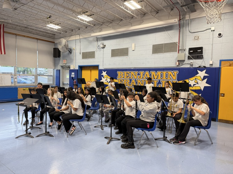1st year band students performing