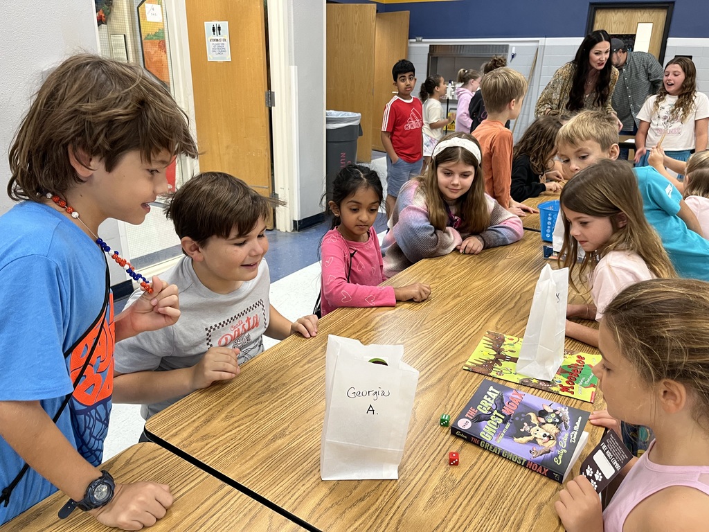 Clegern readers playing games.