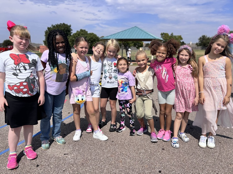 third grade students in Disney gear 