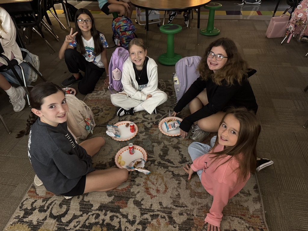 5th grade book club members