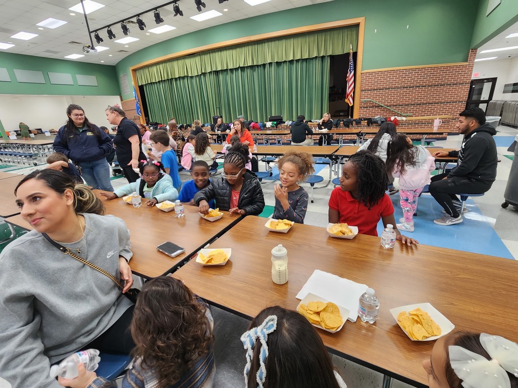 parents and students enjoying game night
