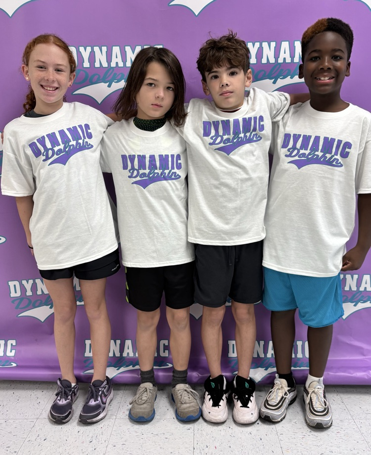 5th grade students receiving respect award 