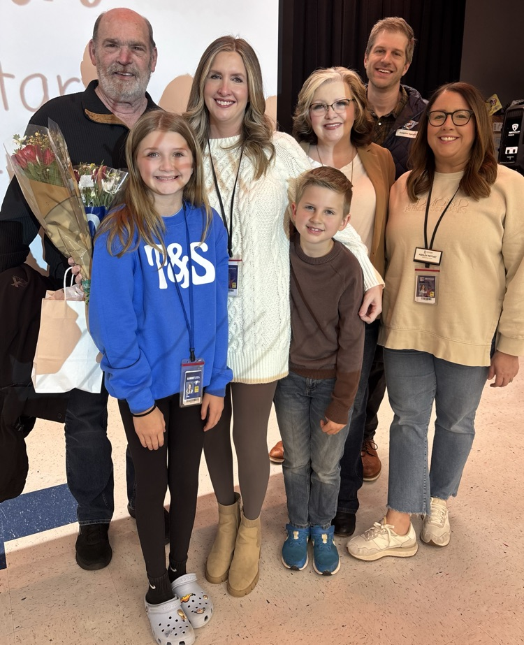 ms Shelbi with her family 