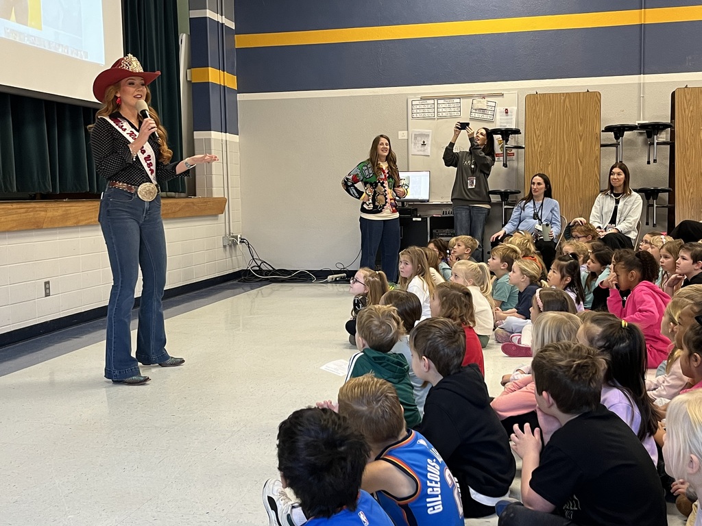 Miss Rodeo USA visits with Clegern Students