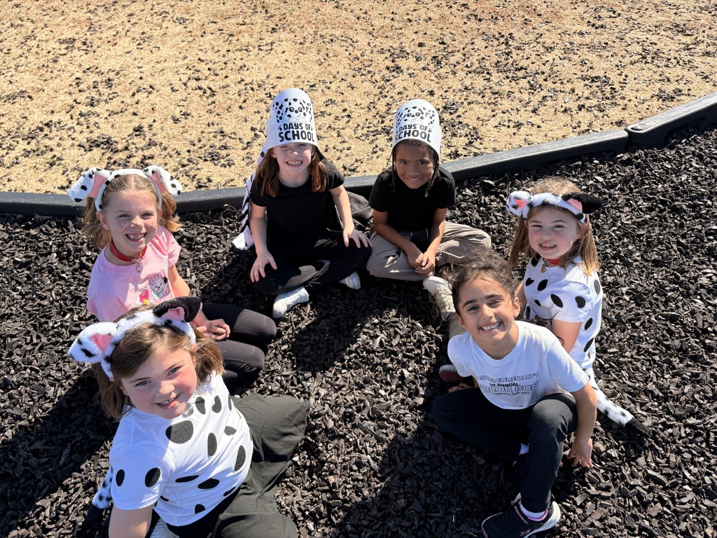 Student dressed like dalmations on 101st day of school