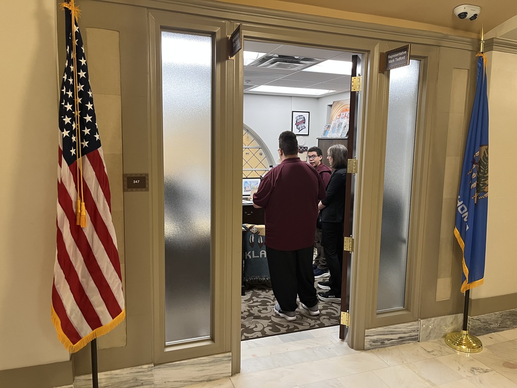 Interns at the Oklahoma Capitol