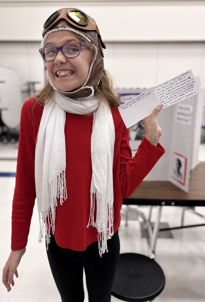 student dressed as Amelia Earhart 